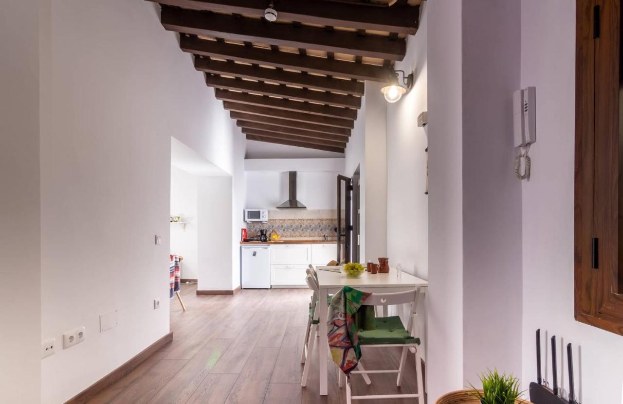 Apartamentos Turisticos Mamelon Jerez de la Frontera Exterior foto