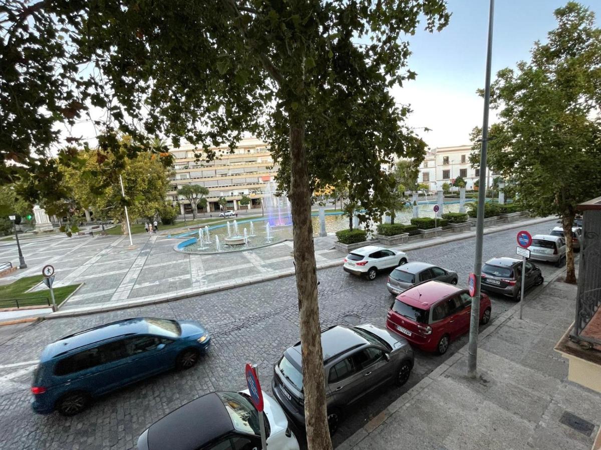 Apartamentos Turisticos Mamelon Jerez de la Frontera Exterior foto